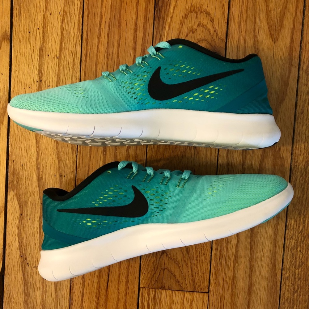 Women’s 8.5 Nike Free RN - Turquoise/Rio Teal